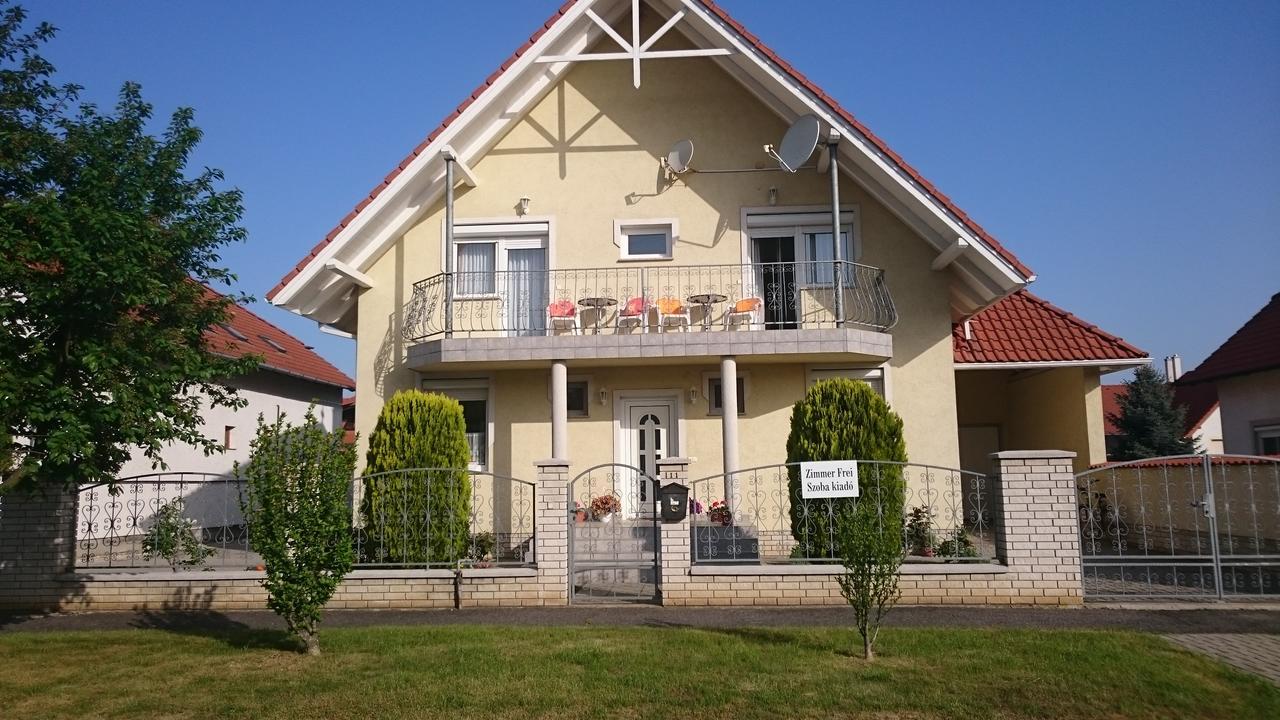 Natalie Appartment Бюк Экстерьер фото